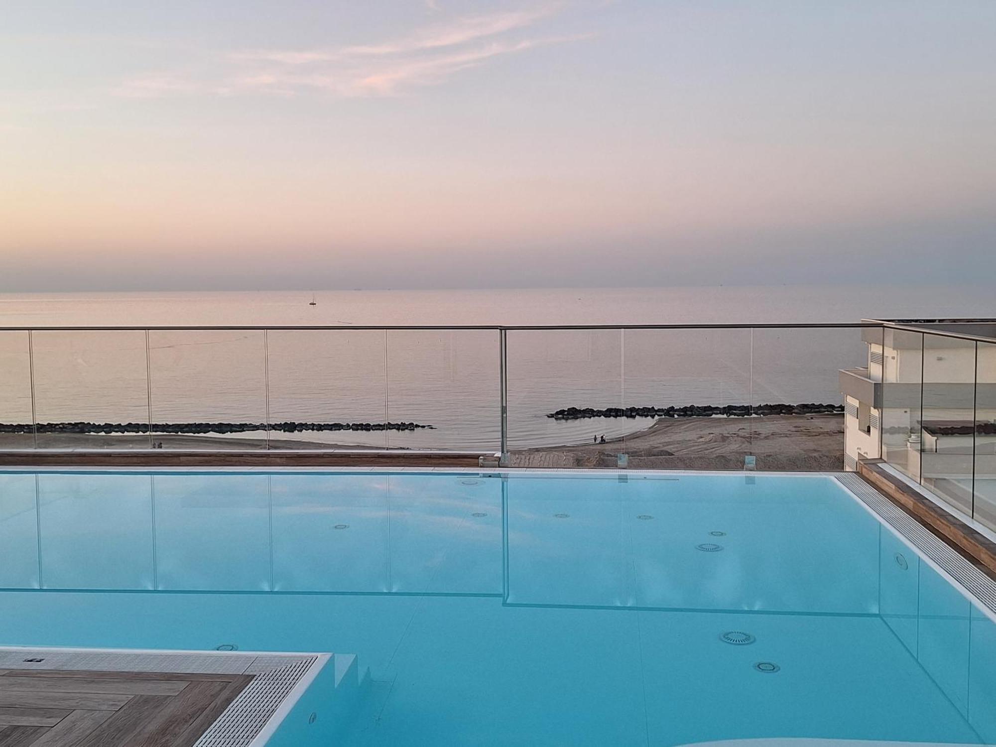 Harmony Hotel 3*